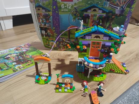 Lego friends domeček na strome,