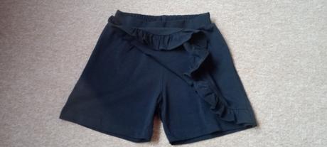 Šortky se sukní zn."breeze" vel."140", 140