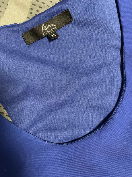 Damske spolecenske saty, 36