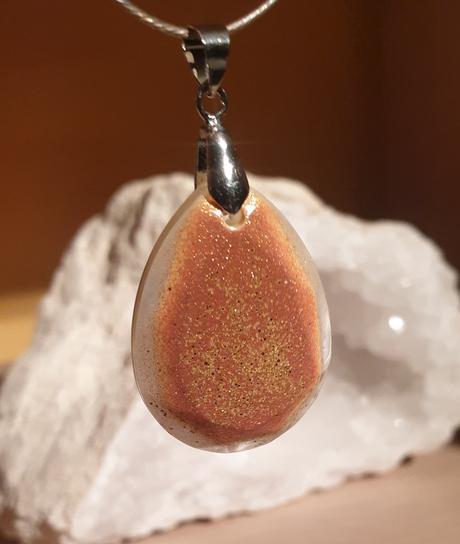 Přívěsek kapka střední, 