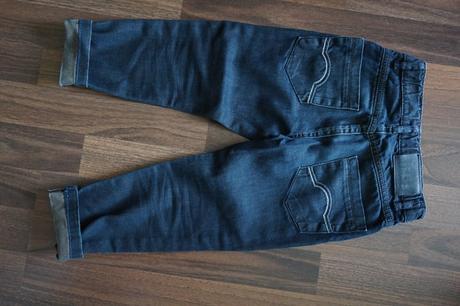 Chlapecké džíny, 104