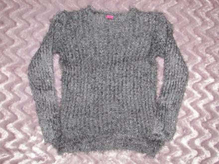 Chlupatý svetr, 128