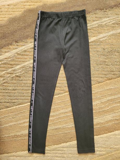 Legíny s postranními nápisy, 146