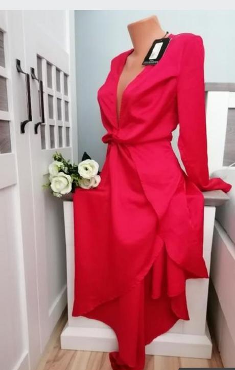 Společenské šaty, 36 / 38