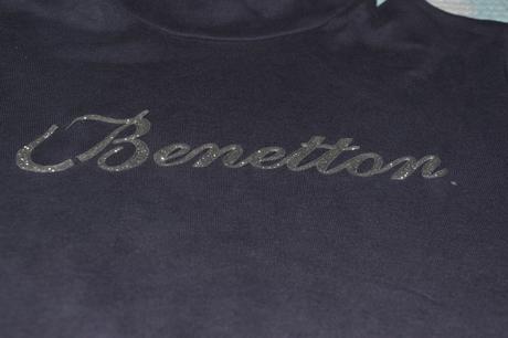 Benetton bavlněné triko, rolák s lesklým nápisem, benetton,140
