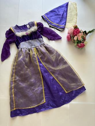 An9/ kostým zámecká paní - v.3/4 roky,