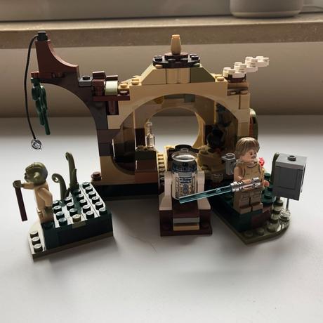 Lego star wars 75208 chýše mistra yody,