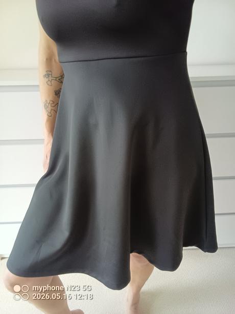 Šaty zn."arin dress" vel."l", l