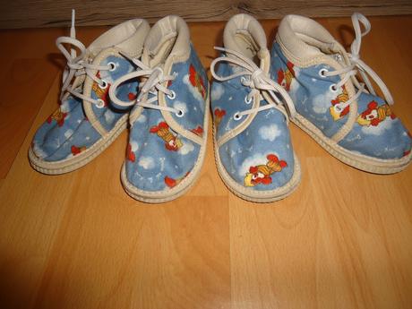 Bačkůrky pro dvojčátka, 24