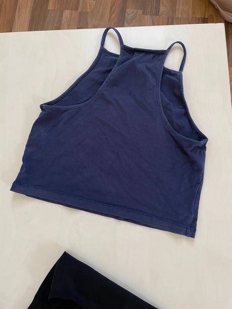 Crop topy, vel cca s/m i méně, reserved, pure smar, s