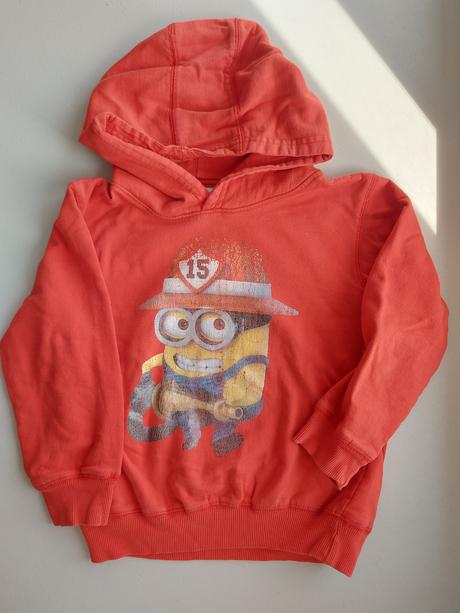 Mikina s mimoněm, 122