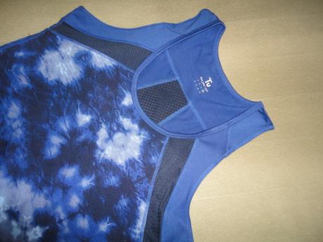 Jako nové funkční tílko tu, vel. 40/42 (12-14), 40