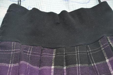 128 134 140 fialová sukně se sklady, 134