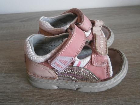 Sandálky, bären-schuhe,21
