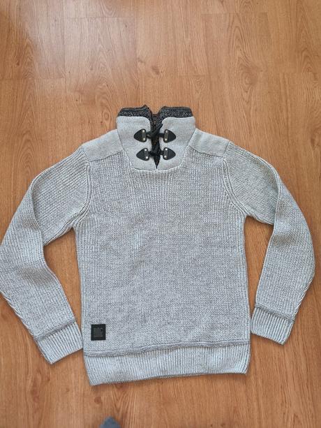 Svetr, 170