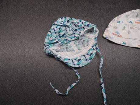 Set dvou čepiček, 74