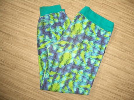 Tepláky pop it zelený lem vel.146-152, 146