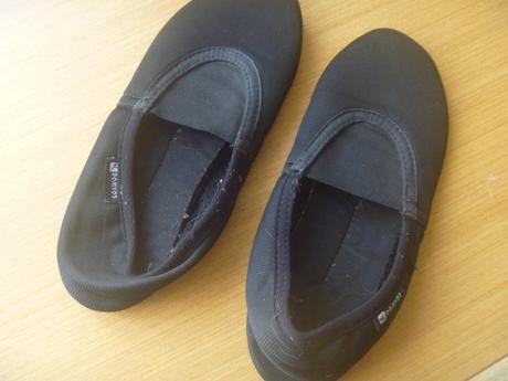 Dětské černé gymnastické cvičky vel. 34 zn. domyos, 34