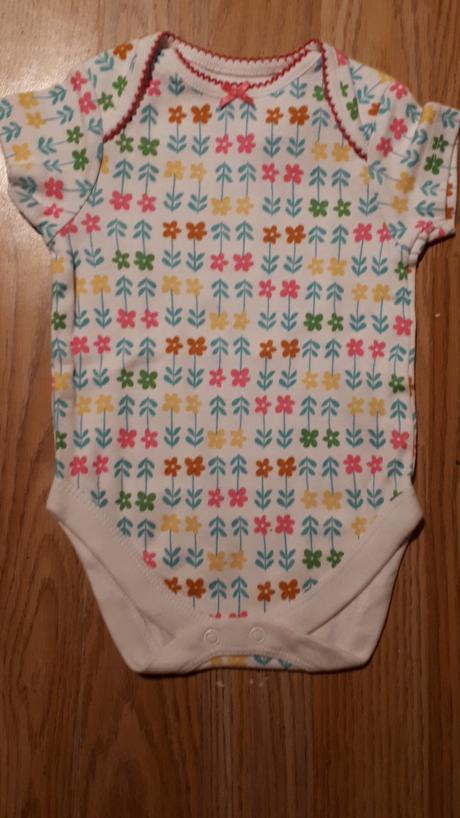 Body s kvítky, next,62