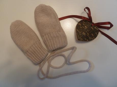 Rukavice, palčáky, 68