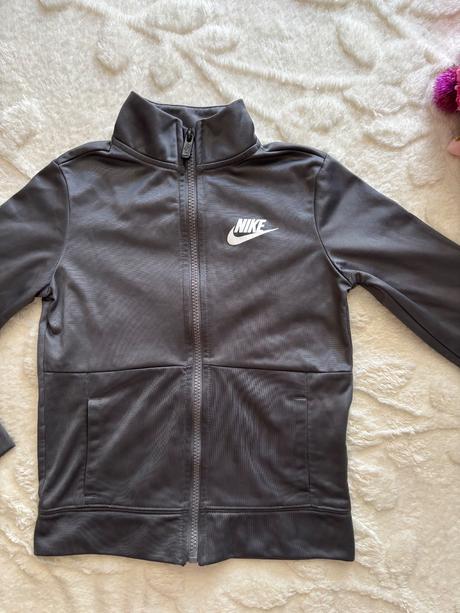 K12/ mikina šedá zn. nike -v.110-116, nike,116