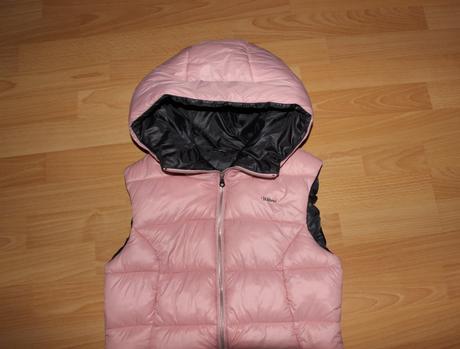 Vatovaná vesta s kapucou willard nenošená, s