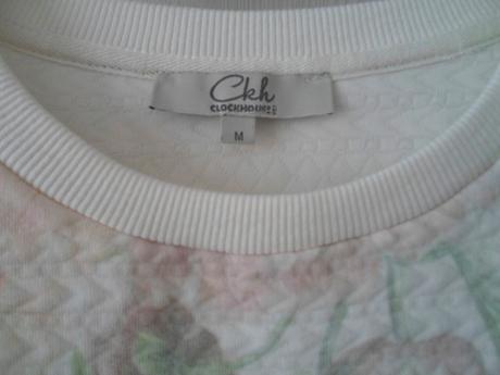 Bílá květovaná mikina mikinka, clockhouse,s