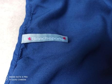 Modrá tunika s krajkovymi detaily, m