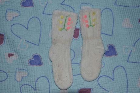 Bílé chlupaté ponožky pro holčičku, 86