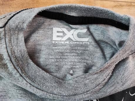 Tričko s dinosaurem, 110