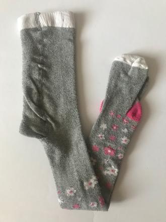 Punčocháčky s kytičkami, 116