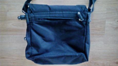 Tašky-kabelky                         4 kusy, 