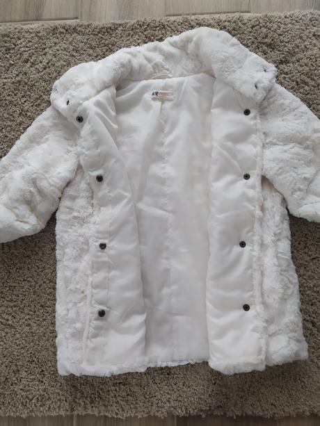 Bílý chlupatý kabátek, h&m,158