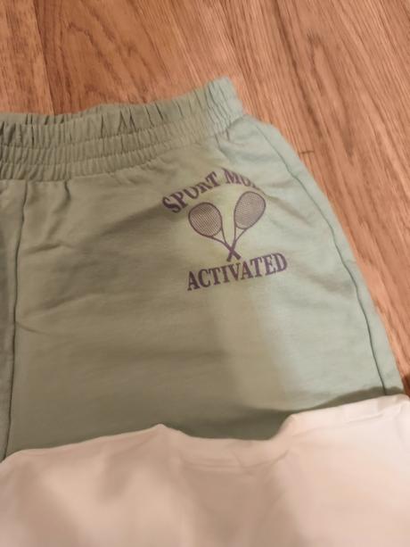 Zelenkavý set h&m tenis, h&m,152