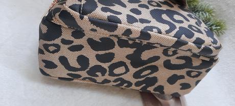Leopardí malý batůžek s popruhem přes rameno, 
