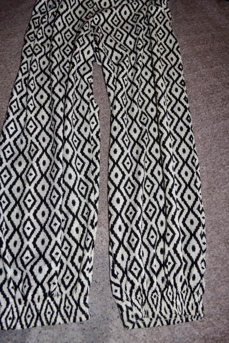 Vkusné nové dívčí kalhoty zara v.146, zara,146