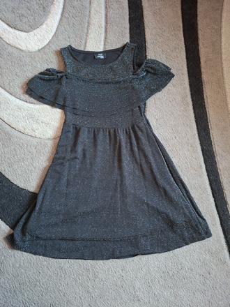 Třpytivé šaty, 134