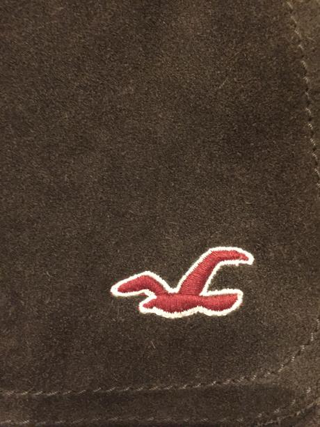 Taštička hollister, 