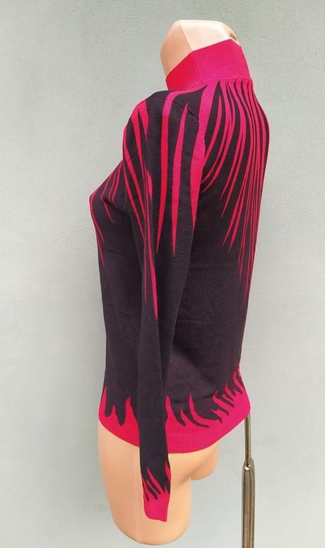 Tenký svetřík na tělo - vel.36, 36