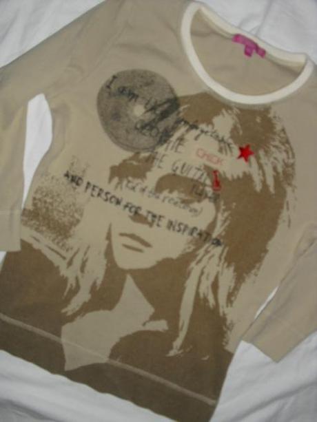 Bomba silnější triko, 152