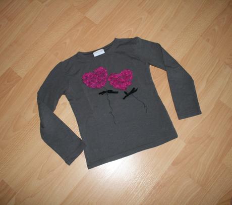 Tričko se srdíčky marandy, 116