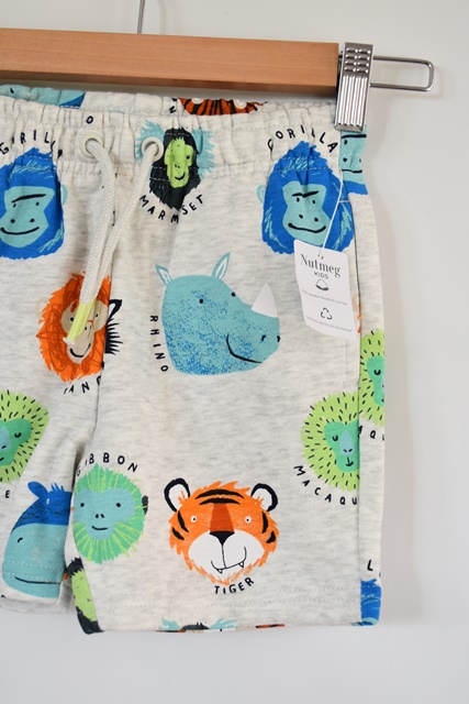 Kraťasy vel. 4 - 5 let, nutmeg,110