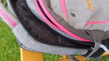 Studentský školní batoh still, 