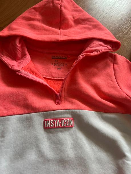 6 ks oblečení vel. 134/140, 122–134