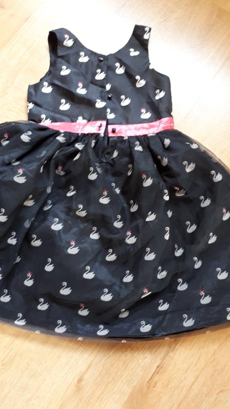 Krásné slavnostní šaty s labuťema a tylovou sukní, h&m,116