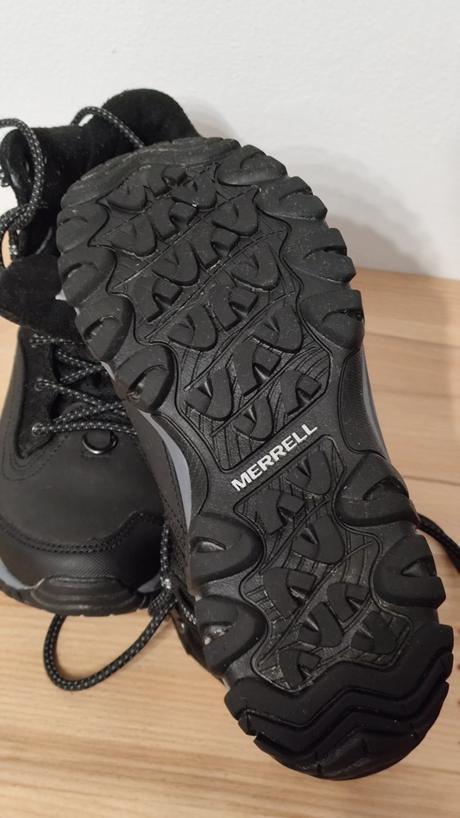 Outdoorové boty merrell thermo akita mid wp, 36