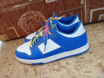 Tenisky dívčí vel. 38., 38