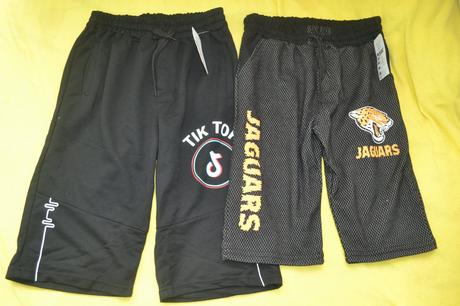 2x kraťasy v.164-170, 164 / 170