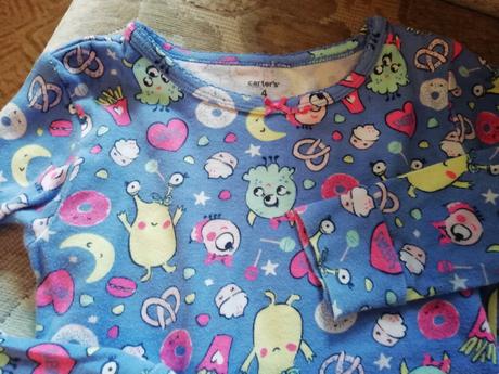 Hezké kvalitní pyžamko carters cca 3-4 roky-pěkný, carter's,98