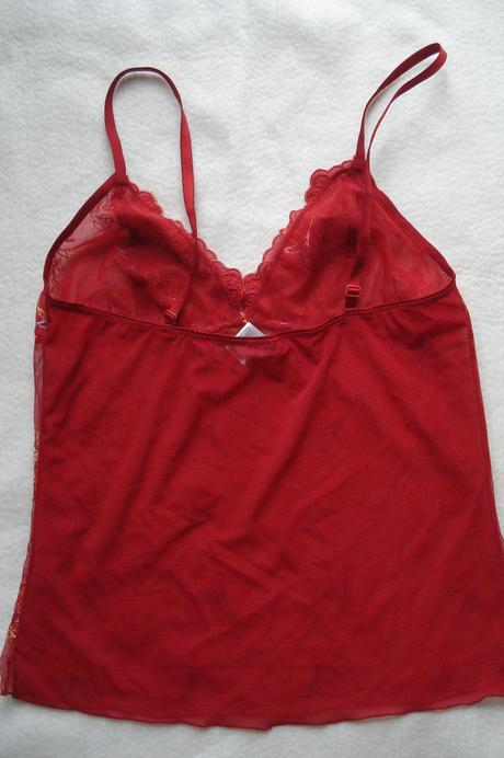 Košilka s výšivkou, miriale,l